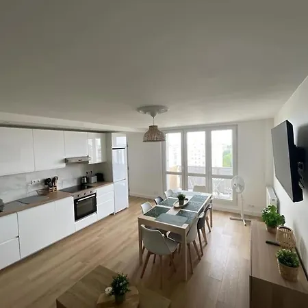 9 Mi From Stade De France - Charming 5-room *