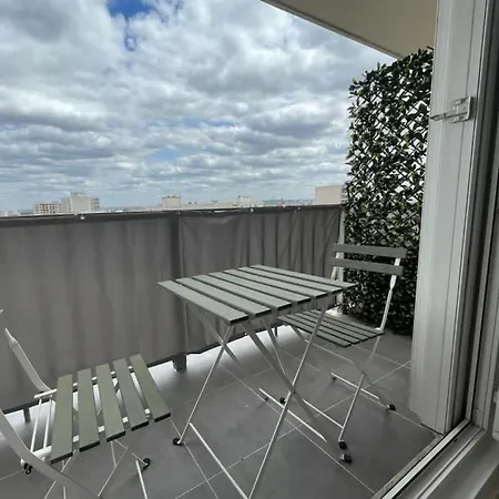 9 Mi From Stade De France - Charming 5-room Apartment