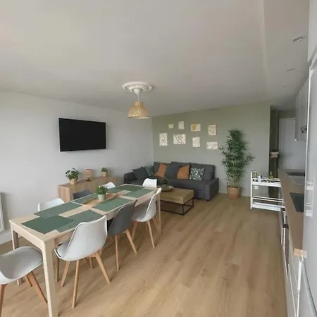 9 Mi From Stade De France - Charming 5-room *